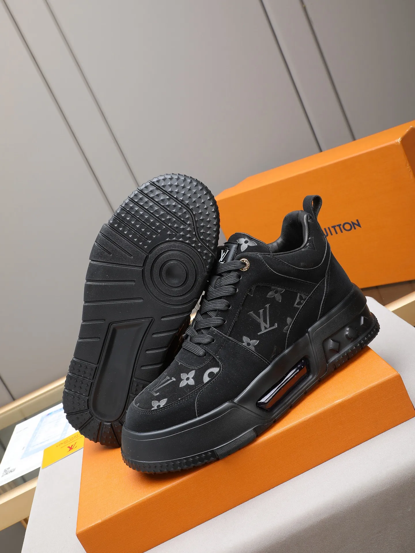 PP460 High Top Men's [LV] Autumn and winter high top classic hot style💝 👣👣Perfect last shape, beautiful design style 💋 💋This winter is no longer cold😢😢Cow leather➕LV special material➕Breathable sheep lining➕Non-slip and wear-resistant foam air cushion outsole🎩A must-have for fashionable men❗Number: 38-44 (45 custom-made) The real thing looks better🎬The real thing looks better👅, 5 colors to choose from